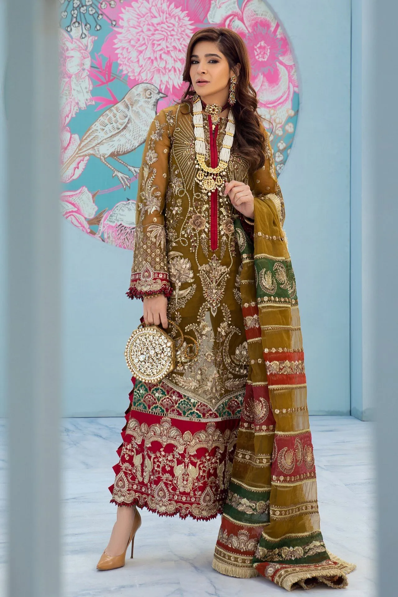 Maryam hussain mehandi king copy suit hina