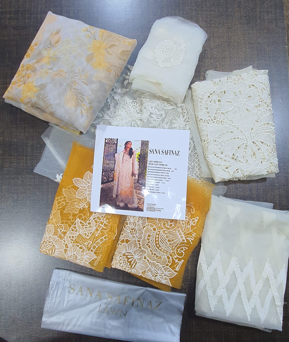 Sana safinaz Lawn replica Luxury Lawn Collection 2022 master king replica pakistani suit