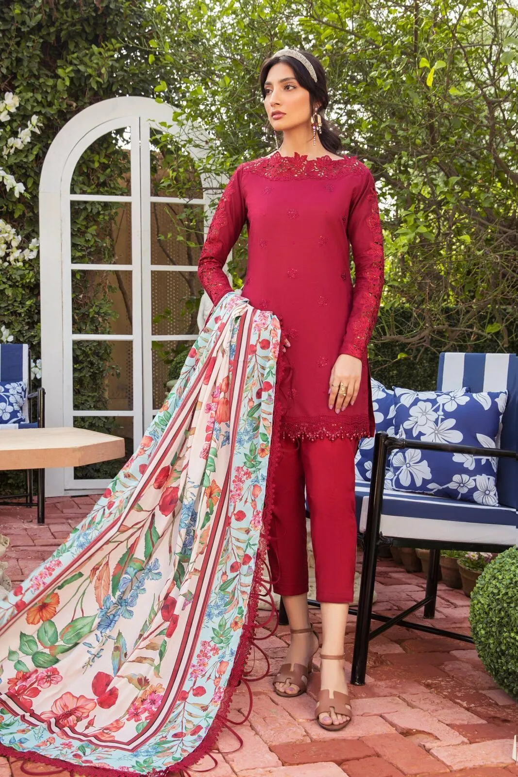 Maria b luxury lawn mprints secret garden 2022 master king copy pakistani suit