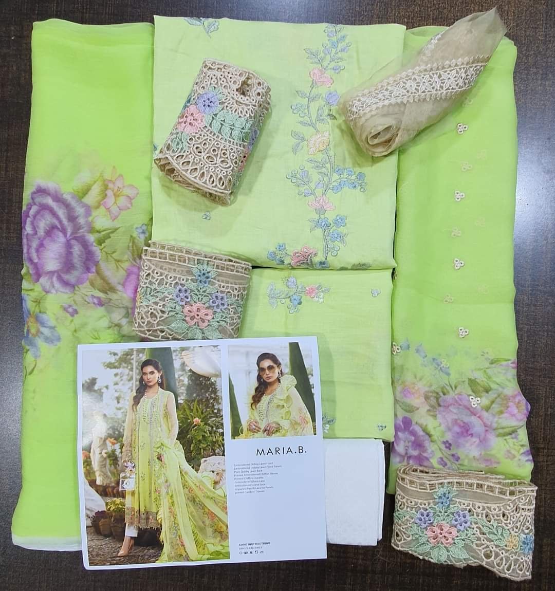 Maria b 2022 lawn Collection master king replica pakistani suit main teri aan