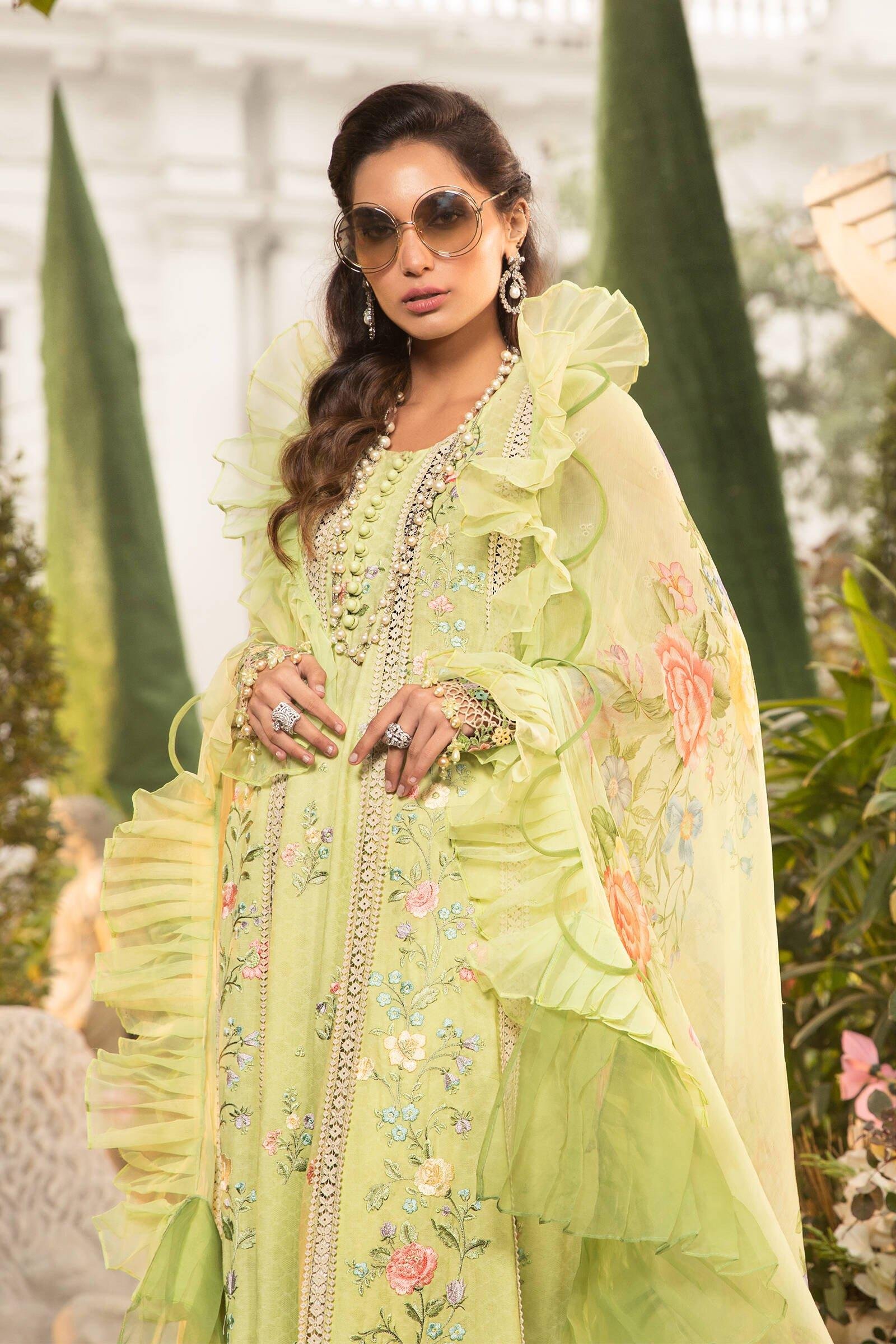 Maria b 2022 lawn Collection master king replica pakistani suit main teri aan
