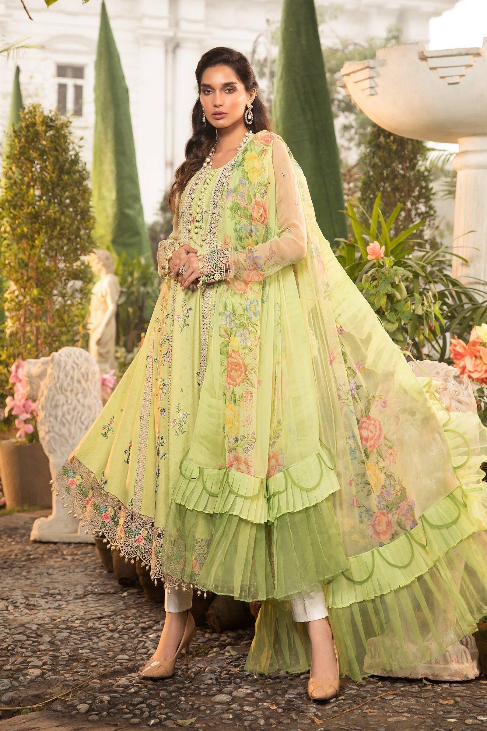 Maria b 2022 lawn Collection master king replica pakistani suit main teri aan