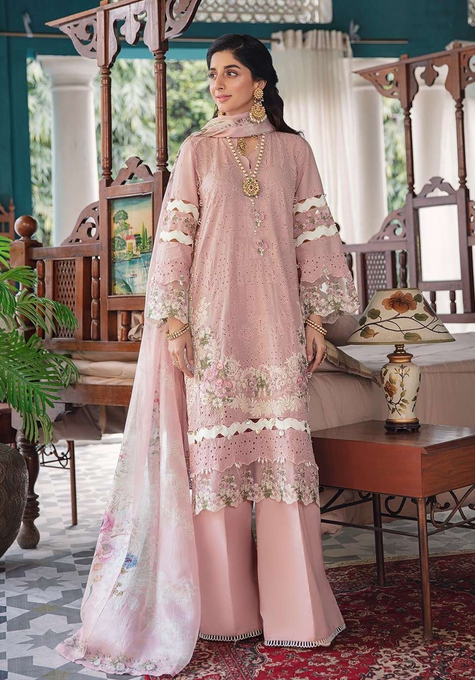 Elaf Festive chikankari 2022 lawn Collection master king replica pakistani suit for sale
