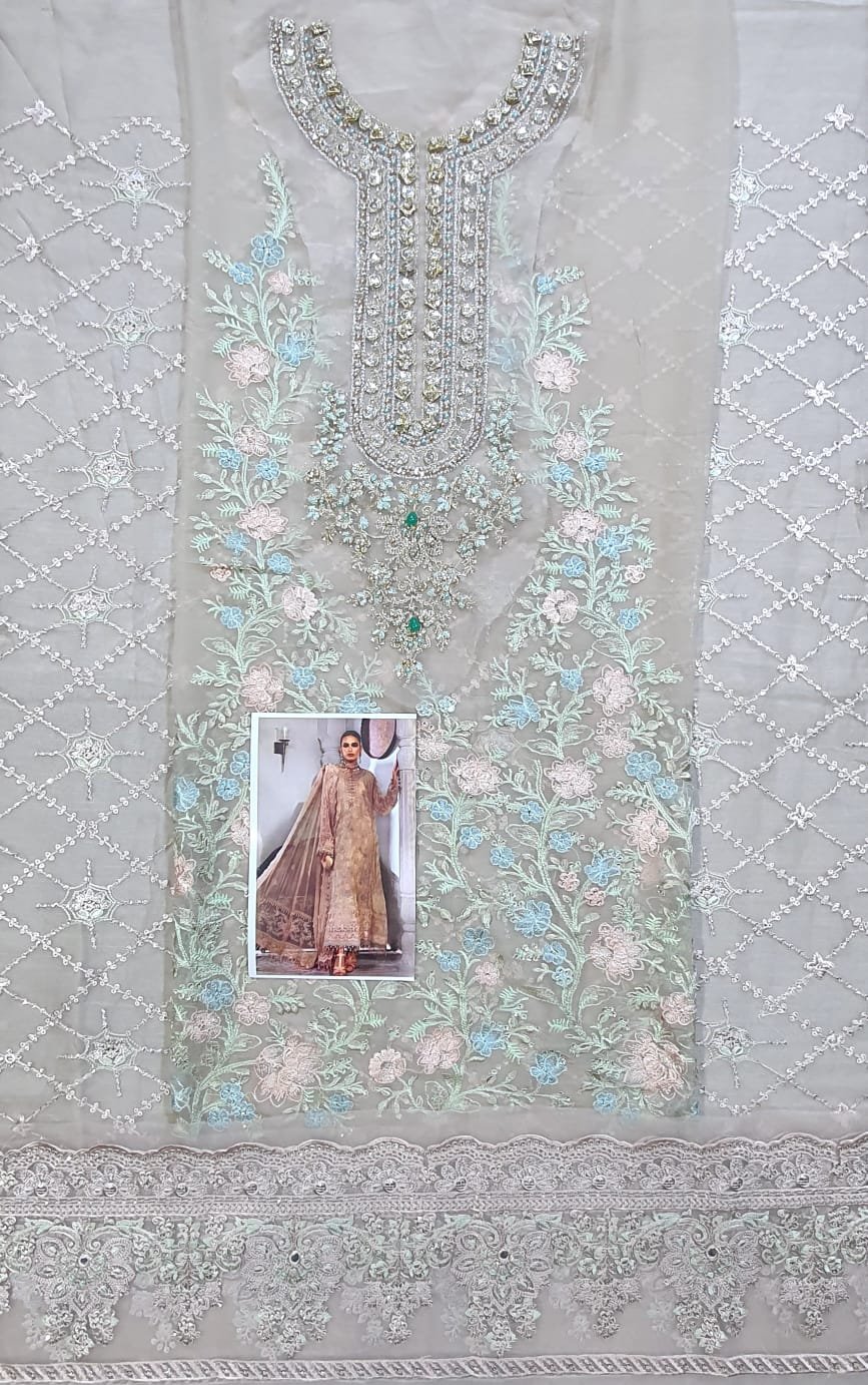 Maria b outfits online best quality 2022 master replica bridal maxi 2022 chiffon wedding 2022 pakistani master king replica suit maxi