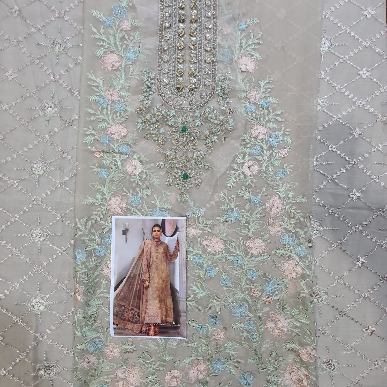 Maria b outfits online best quality 2022 master replica bridal maxi 2022 chiffon wedding 2022 pakistani master king replica suit maxi