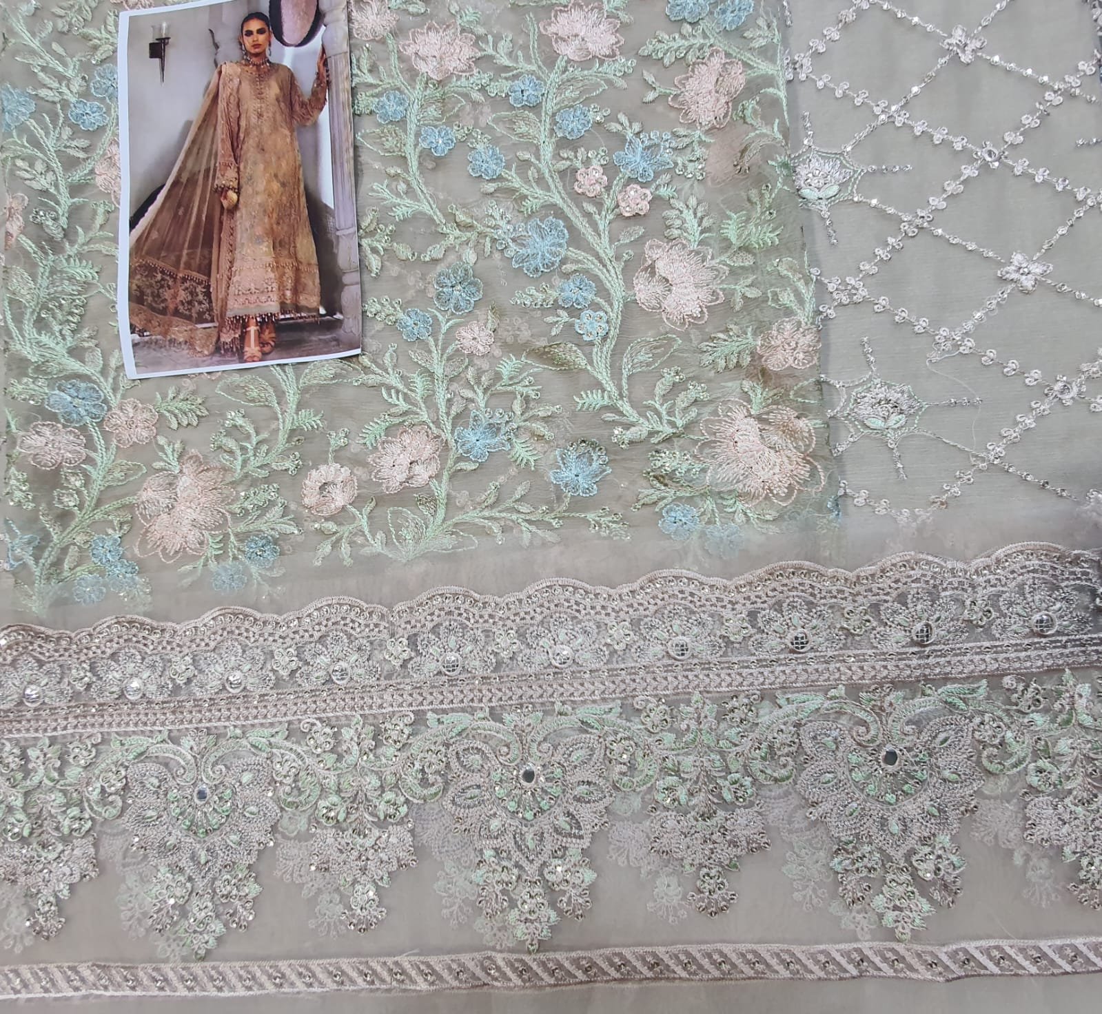 Maria b outfits online best quality 2022 master replica bridal maxi 2022 chiffon wedding 2022 pakistani master king replica suit maxi