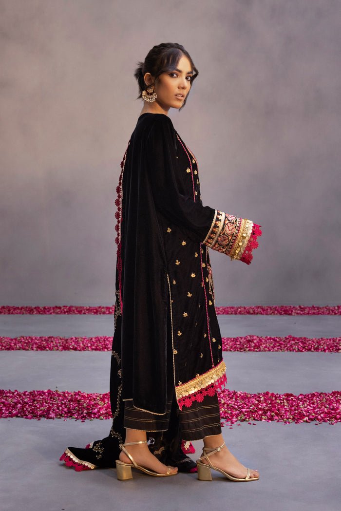 Sapphire velvet master replica online best quality 2022 master replica bridal maxi 2022 chiffon wedding 2022 pakistani master king replica suit maxi