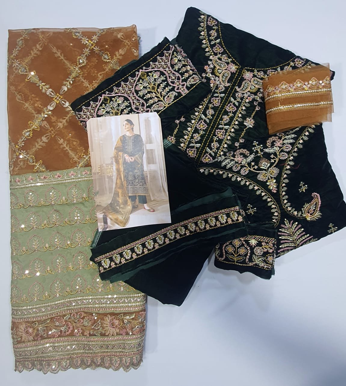 Baroque master replica velvet online best quality 2022 master replica bridal maxi 2022 chiffon wedding 2022 pakistani master king replica suit maxi