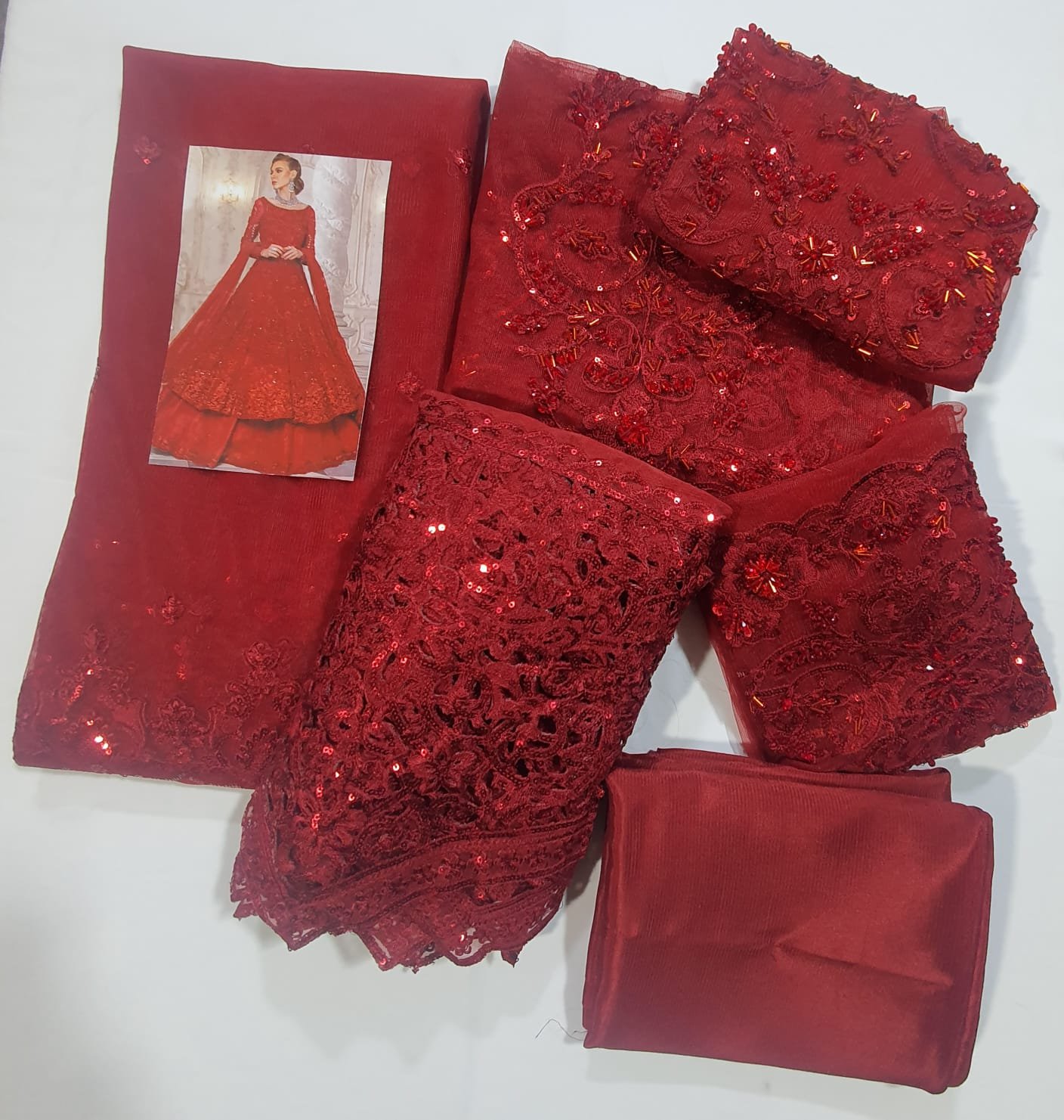 Maria b lehenga brides couture unstitched formal replica 2022 in karachi fancy handwork collection master replica online best quality 2022 master replica bridal maxi 2022 chiffon wedding 2022 pakistani master king replica suit maxi