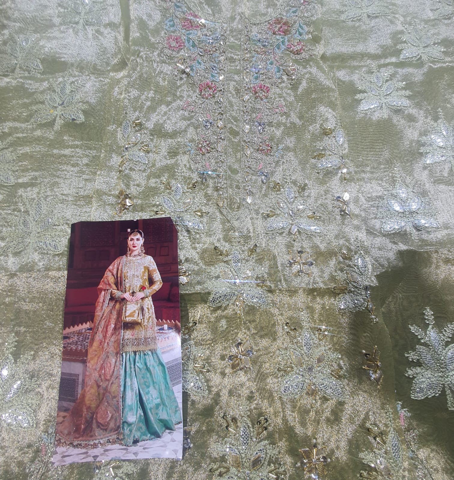 Maria b new bridal maxi replica 2022 in karachi fancy handwork collection master replica online best quality 2022 master replica bridal maxi 2022 chiffon wedding 2022 pakistani master king replica suit maxi