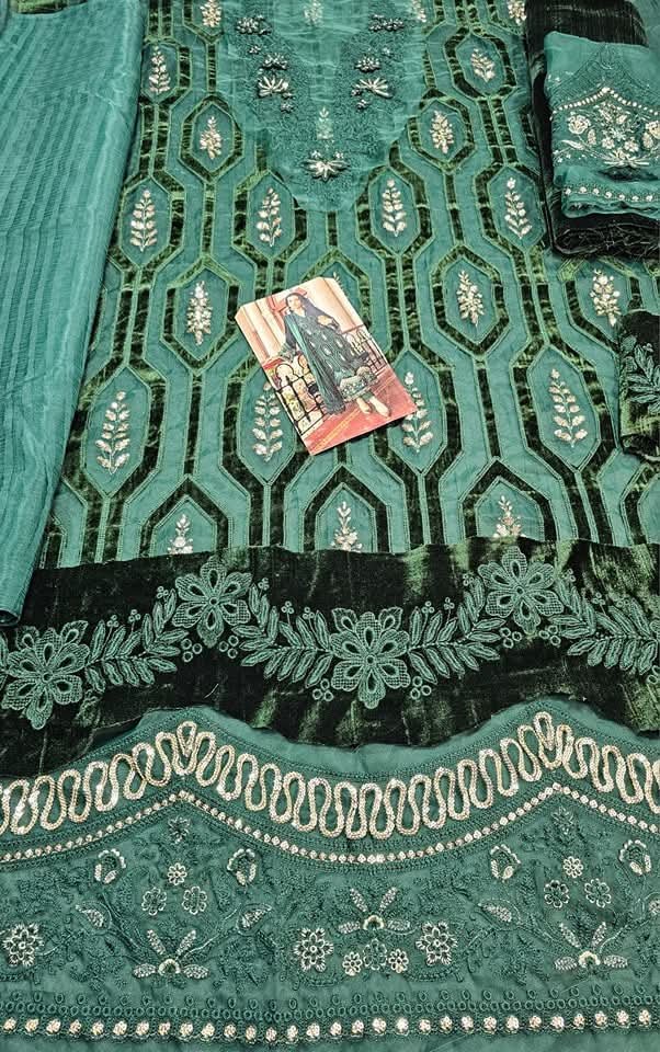 Maria B Luxury winter collection 2024 velvet king master Replica pakistan