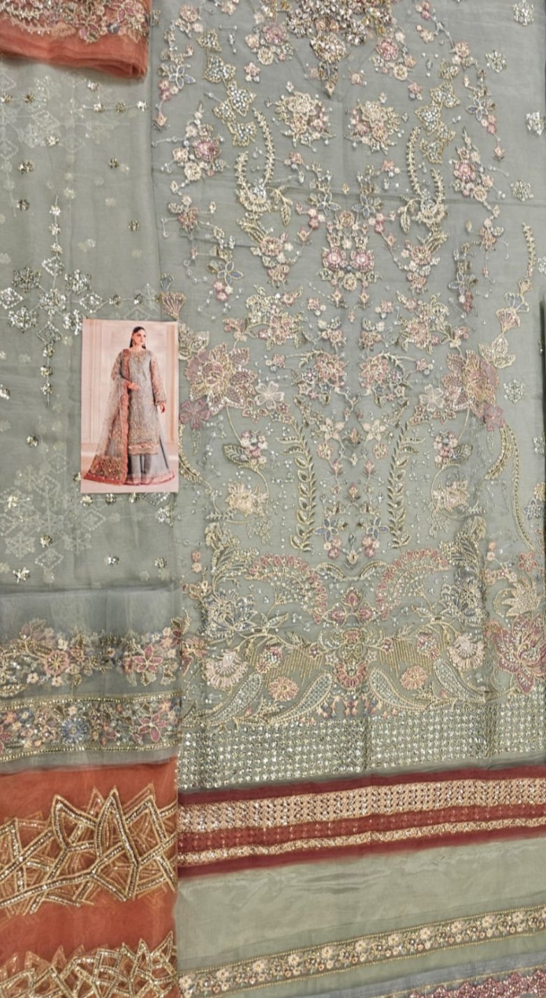 Baroque Luxury edition ch14-06 master king replica in pakistan
