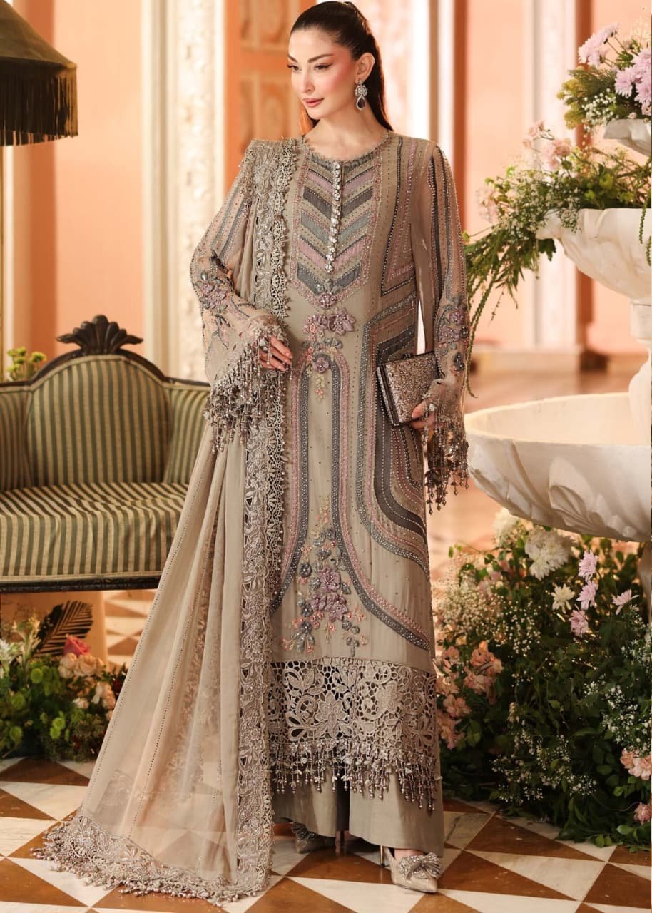 Maria b chiffon edition d01 master king replica in pakistan